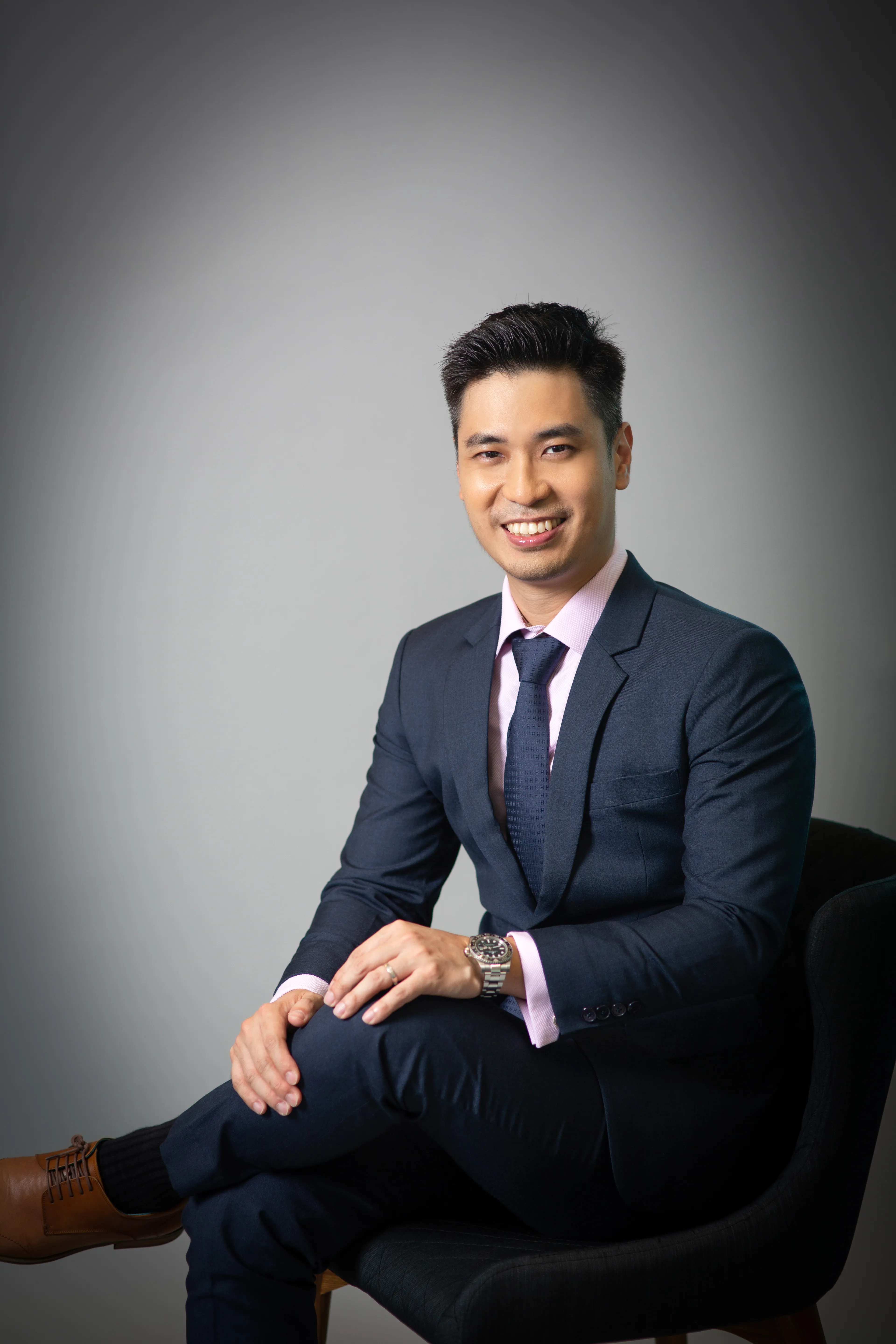 Ling Chun Wei, Associate Director at finexis Advisory